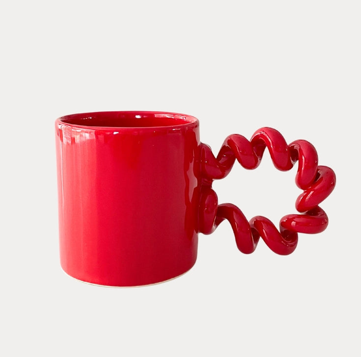 Keramiek mok in het rood