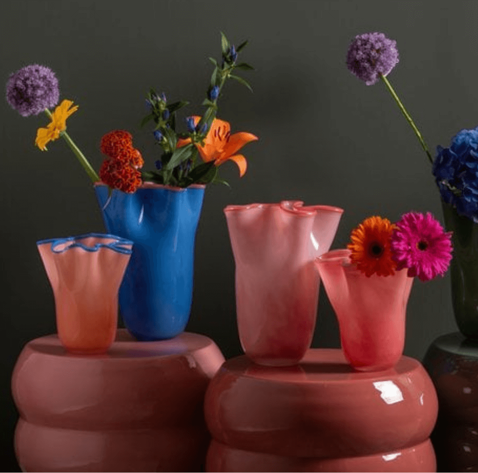 kleurrijke vazen