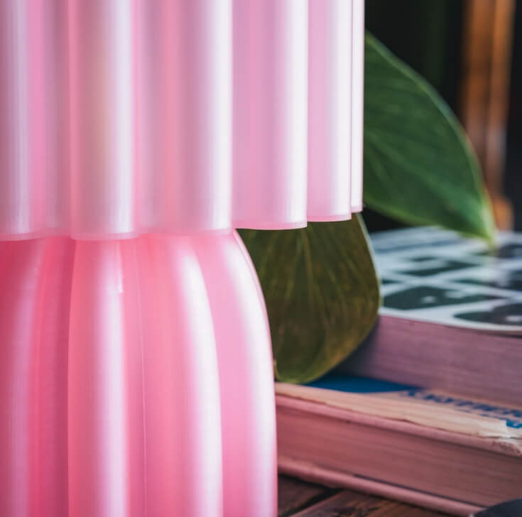 Imui design lamp roze van dichtbij