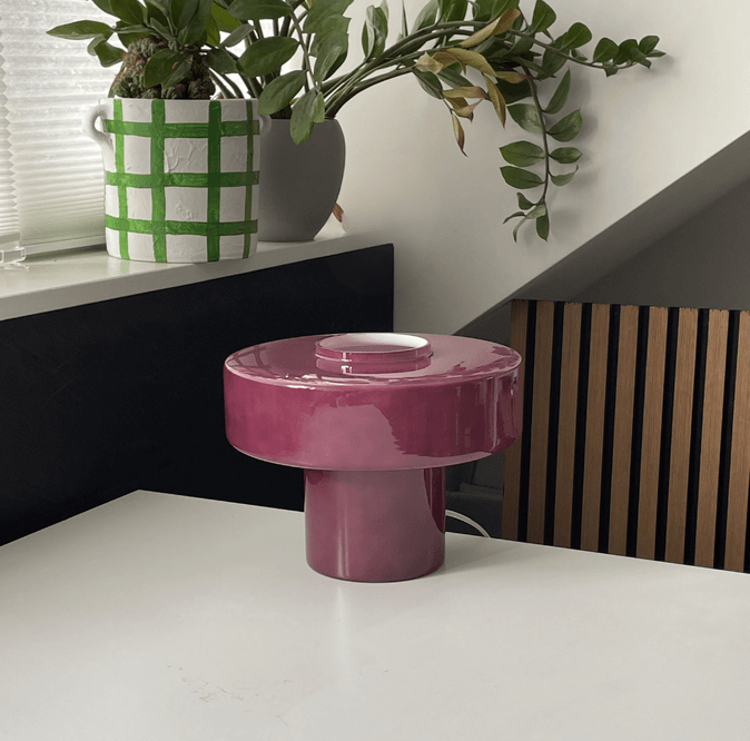 C-creation foza lamp paars op tafel