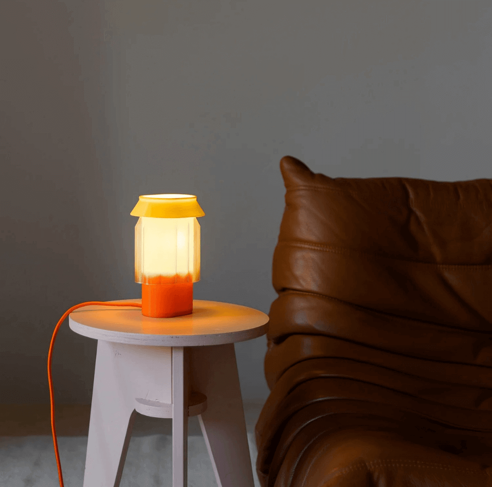 Nour Design lamp warren & Laetitia op bijzettafel