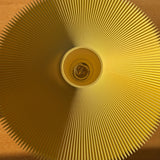 manu matters teen lamp geel bovenkant