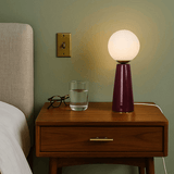 Colyne lamp C-creation op nachtkast