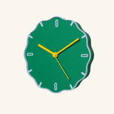 Margherita Wandklok warren & laetitia