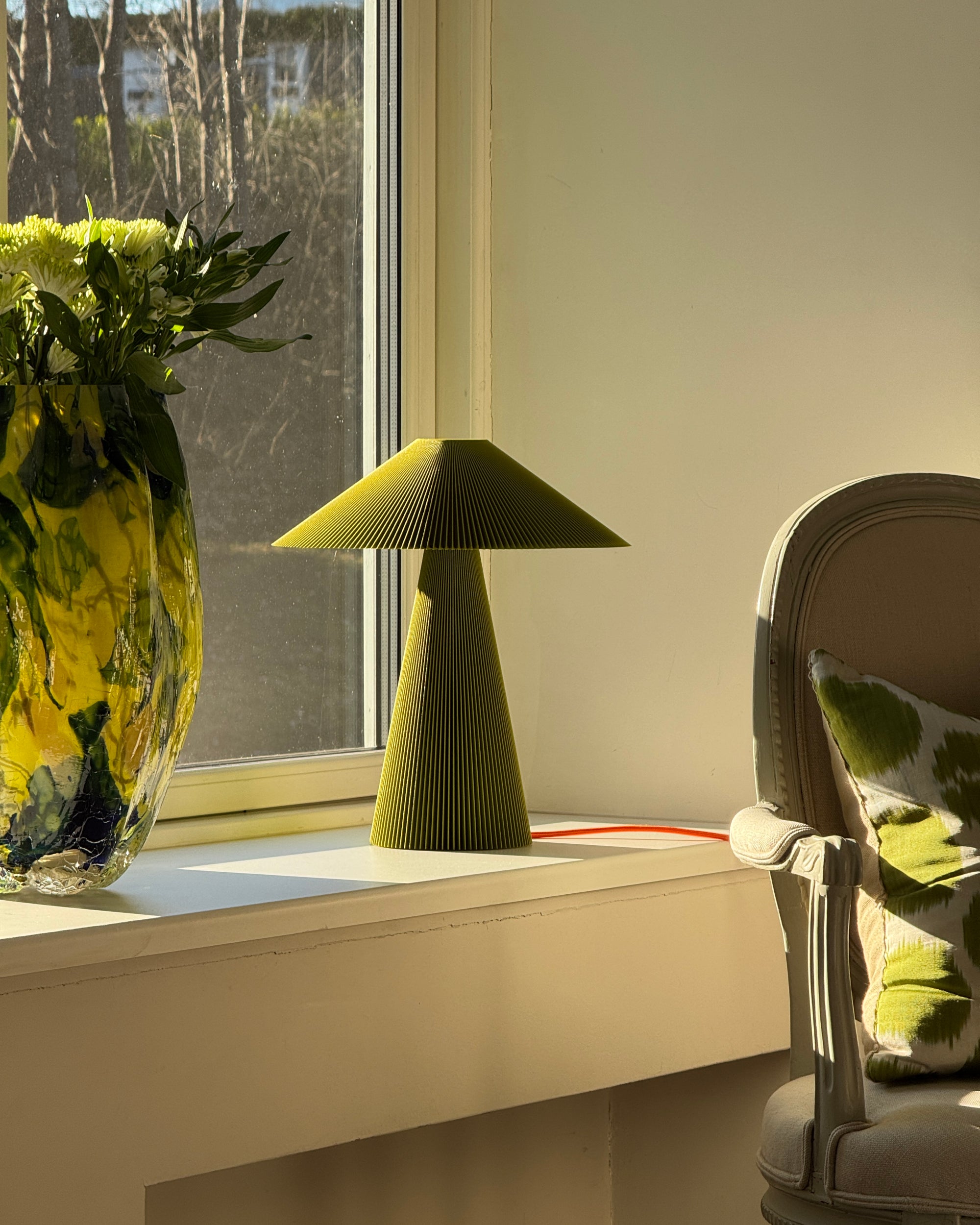 Design lamp in vensterbank