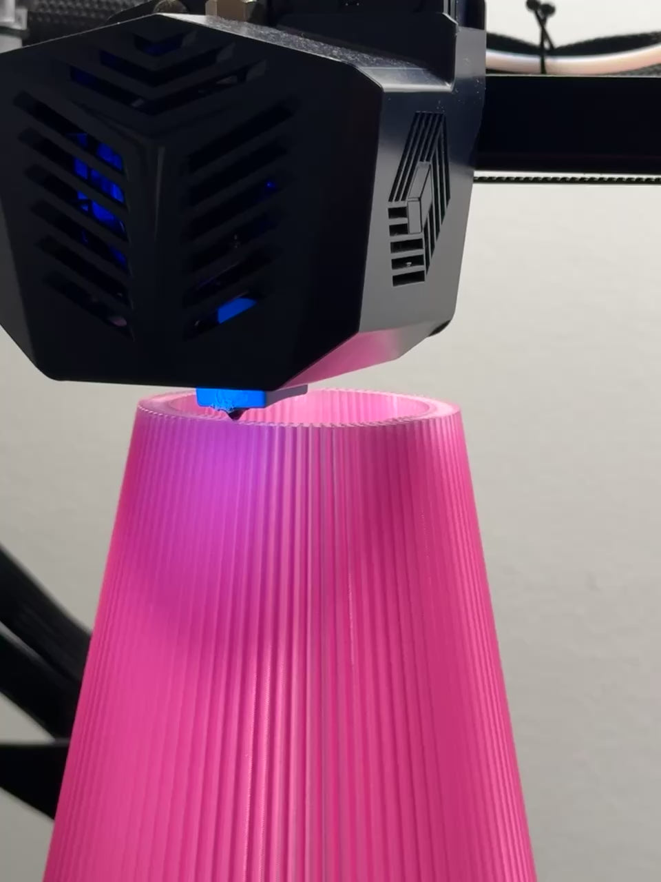 Productie van Manu Matters lamp